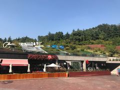 -UNI UNI(环亚凯瑟琳店)