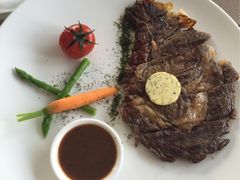 -AIR Restaurant & Lounge