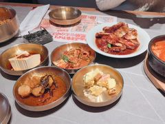 -草家酱蟹炭火烤肉店(珲春南路一店)