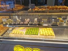 面包甜点陈列柜-苏览新中式糕点(丽发新城店)