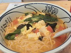 -陇上秦轩西安biangbiang面(朝龙汇店)