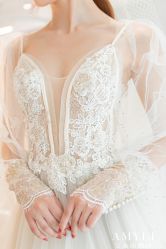 -艾米丽婚纱礼服