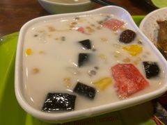 -海口骑楼小吃街