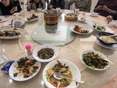 -鹏城人家海鲜酒家·23年老字号(较场尾店)