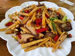 -牛八宝桂林米粉(八里庄店)