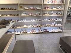 -hotwind热风(中贸广场店)