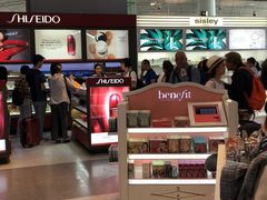 -日上免税店(三径路t3店)