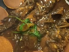 铁锅昂刺鱼贴玉米饼-关东小磨东北菜(上海长风大悦城店)