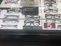 -吴良材眼镜(美罗城店)