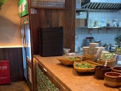 -云阿蛮云南生烫牛肉米线(奉贤路店)