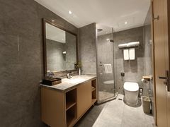 -半岛星际酒店(义乌国际商贸城店)