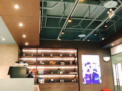 -瑞幸咖啡(外滩SOHO店)