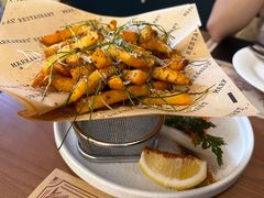 -Mark&Mars Restaurant