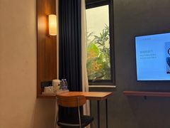 -米漾酒店(深圳会展中心岗厦地铁站店)