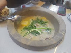 -姚记抚仙湖石锅鱼庄