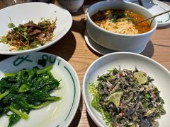 -一坐一忘云南菜(嘉里中心店)