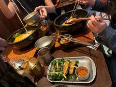 -银米·云南传统过桥米线(双廊黑金冠店)
