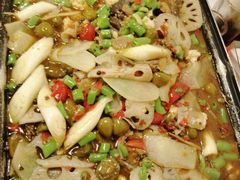 泡椒草鱼-绝城芋儿鸡(犀浦旗舰店)