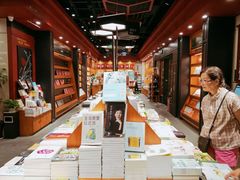 -西西弗书店(城西银泰城店)