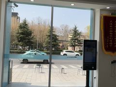 -德元·美联众合24小时动物医院(总院)