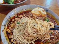 -丁丁猫重庆小面(徐州路店)