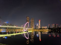 -南京眼步行桥
