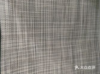 餐垫还可以隔热，像有些比较烫的菜可能会烫坏桌子