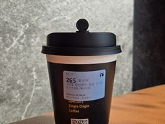 -瑞幸咖啡(显贵商务楼店)