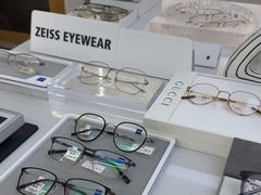 -视野联行眼镜·蔡司·尼康战略合作店(城西银泰店)