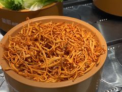 -龍歌自助小火锅(芝罘万达店)