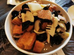 -侬佳蒸菜馆(听潮店)