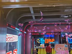 -DEDE APU潮玩运动聚乐部(观音桥店)