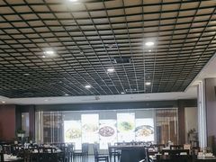 -潇湘华天大酒店-湘·悦美食街(芙蓉中路店)