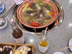 -阿婆情腊排骨火锅(金虹路店)