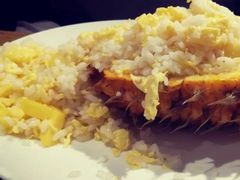 菠萝炒饭-确喜美味小厨(西单商场兰州店)