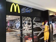 门面-麦当劳(世贸店)