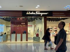 -东荟城名店仓