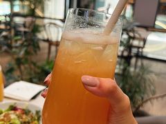 -théATRE茶聚场·餐厅(环球金融中心店)