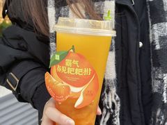 -奈雪的茶(M+世纪都会广场店)