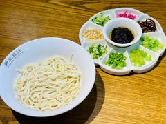 老北京炸酱面-尹三豆汁(前门旗舰店)