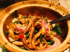 啫啫鱿鱼须-广东道至正餐厅(区庄店)