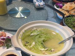 -海派美食·家宴海鲜青岛菜·石锅鲽鱼头(东方城店)