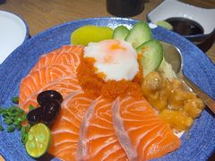 皇冠法罗三文鱼盖饭-渔井食堂(新洲店)