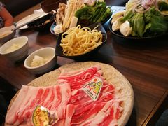 -我那覇豚肉店(カフーナ旭橋店)
