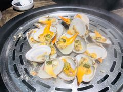 -日进一片海.生腌海鲜火锅.宵夜烧烤(三里屯总店)
