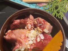 -山川小町·极番烧肉(新地假日广场店)