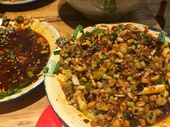 -拈签一笑黄牛肉辣卤串串