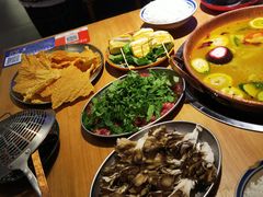 -洱火云南酸菜牛肉火锅(石景山当代商城店)