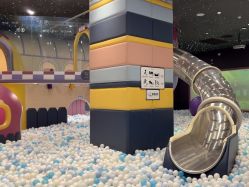 -MELAND CLUB亲子乐园·派对·餐厅(北京芳圆里ID MALL店)