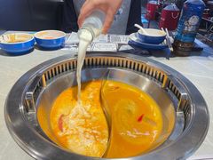 -生活如沸·顺德水牛奶火锅(人民广场店)